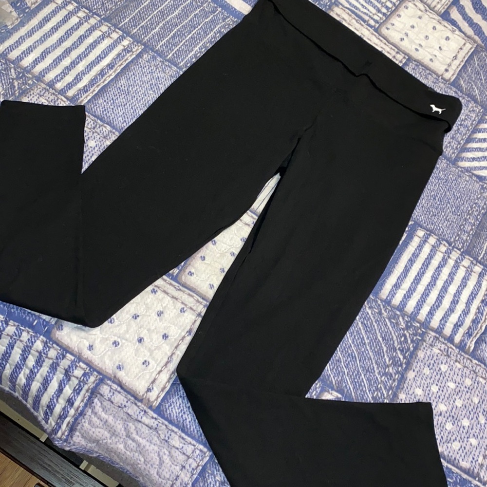Brand new pink Victoria secret yoga pants